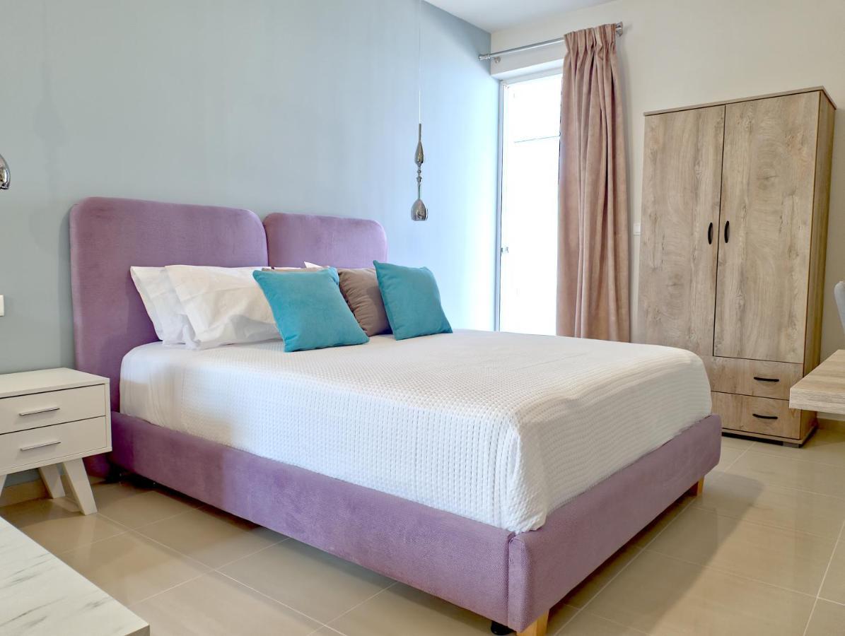 Epipleon Luxury Suites -104- Δωμάτιο 35Τμ Με Βεράντα 35Τμ Μπροστά Στη Θάλασσα Nafpaktos Extérieur photo