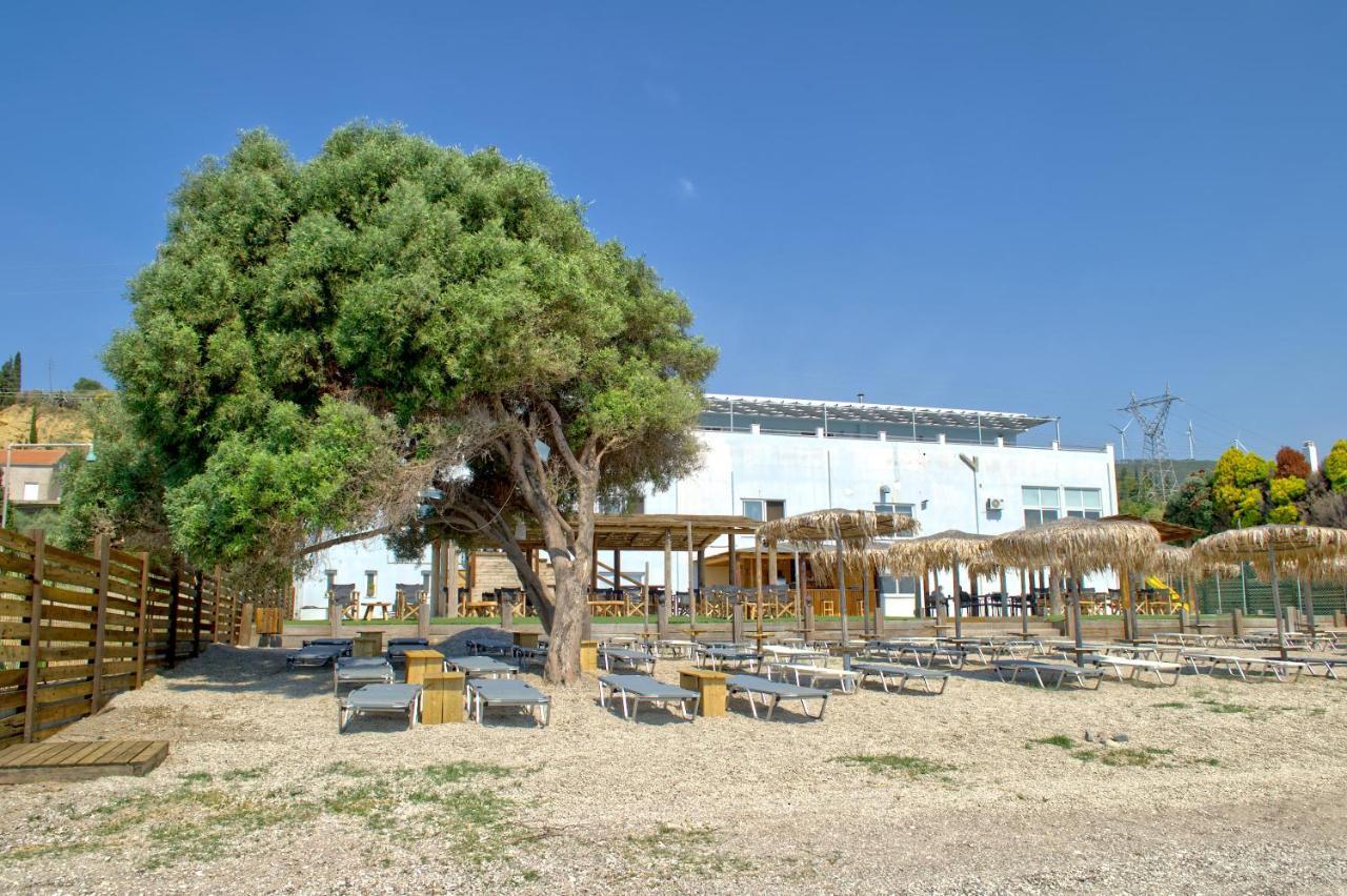 Epipleon Luxury Suites -104- Δωμάτιο 35Τμ Με Βεράντα 35Τμ Μπροστά Στη Θάλασσα Nafpaktos Extérieur photo